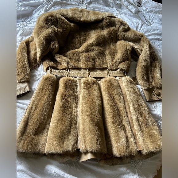 Vintage Jet Set of California Faux Fur Coat - Picture 4 of 5